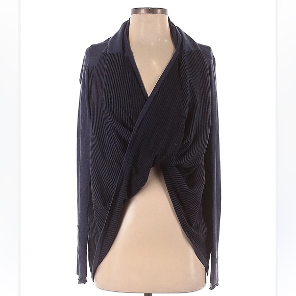 Lululemon Cozy Soft Warm Iconic Wrap Twist Front Sweater in Navy Blue - Picture 1 of 8